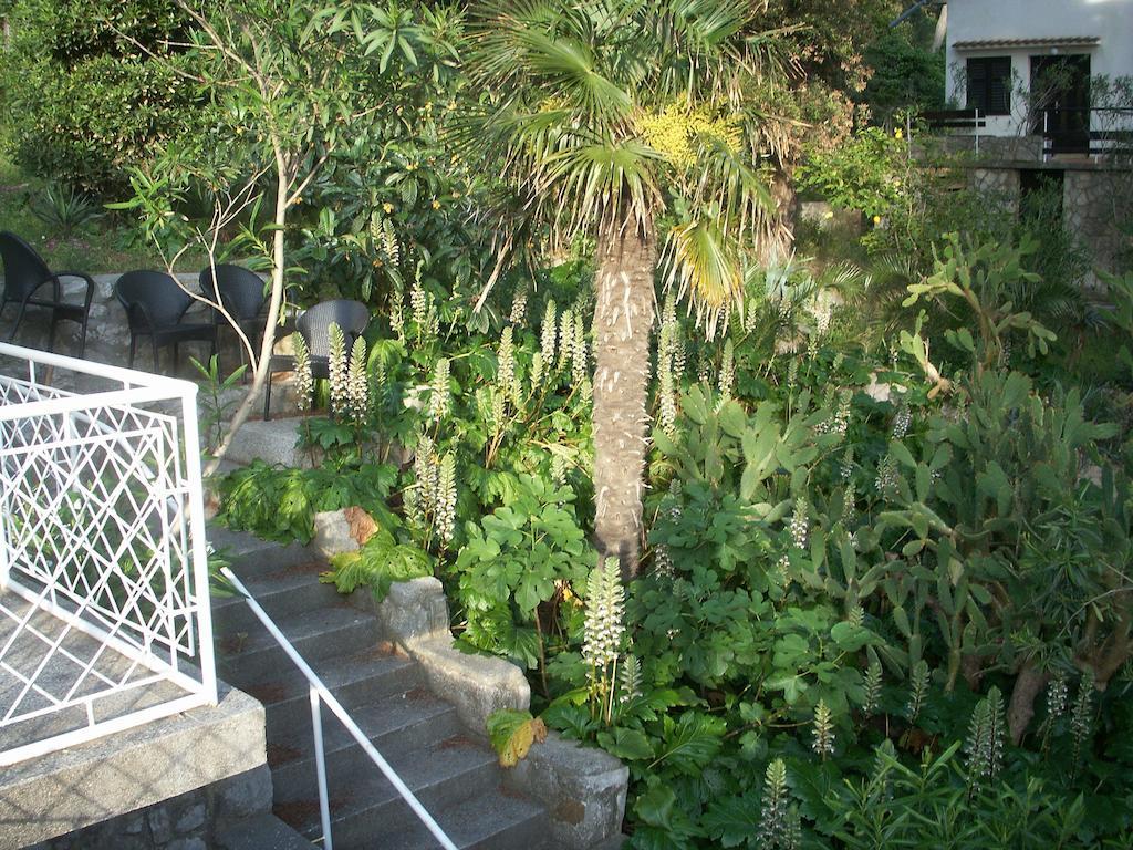 Apartments Manuela Mali Losinj Room photo